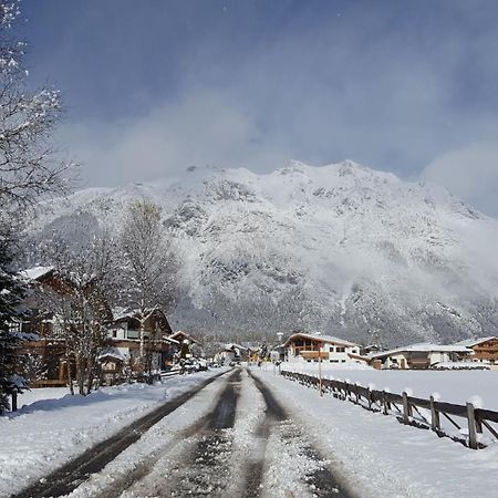 Mountain Motel Leutasch Exterior photo